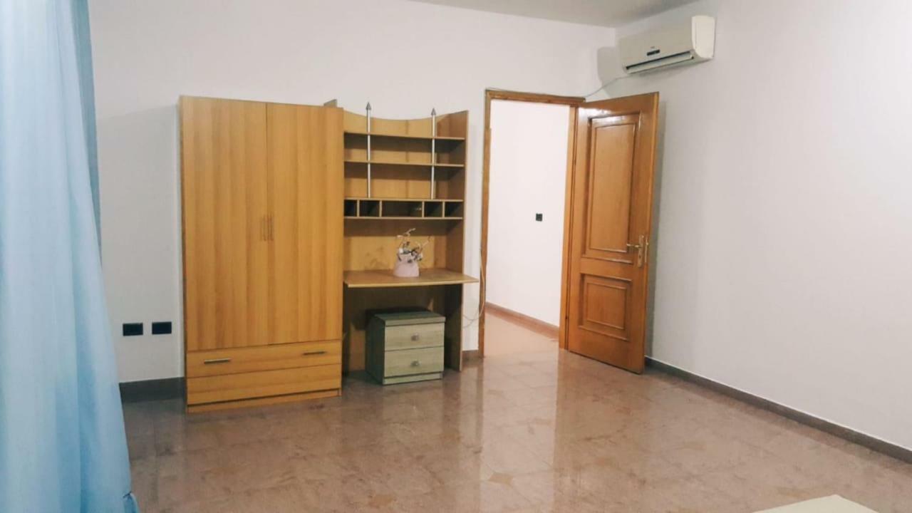 Blu Apartments Durrës Buitenkant foto