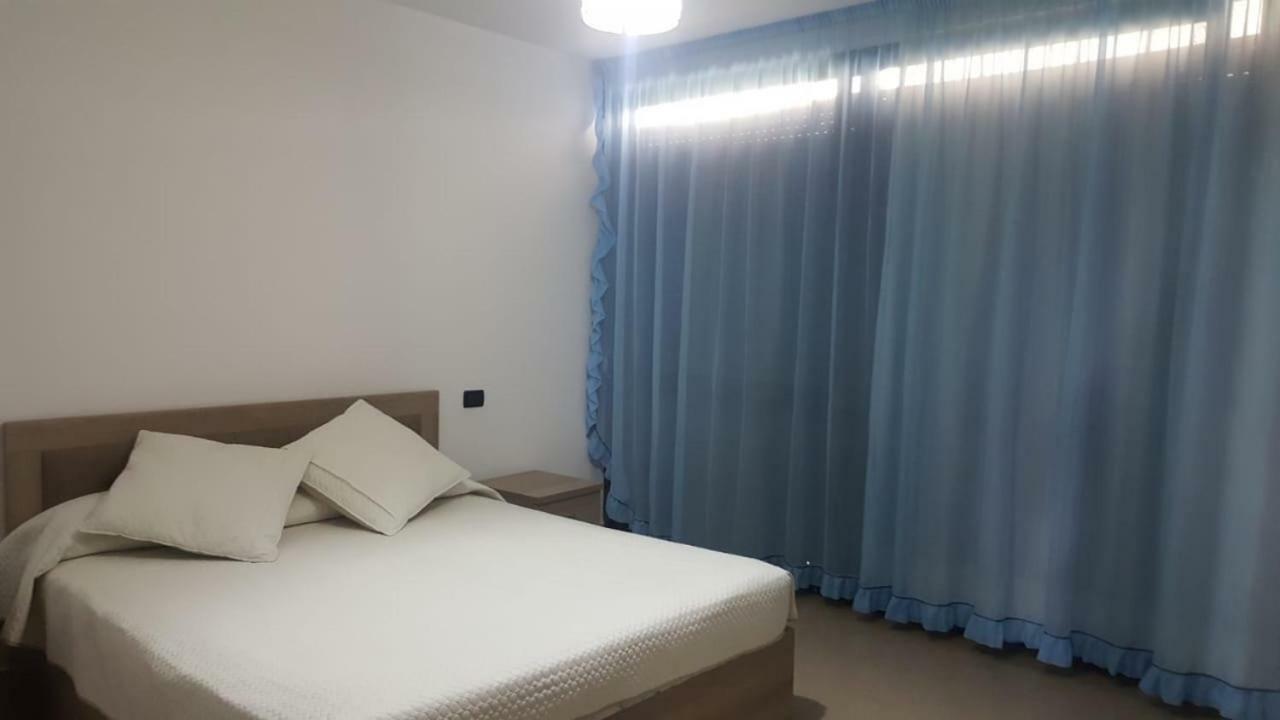 Blu Apartments Durrës Buitenkant foto